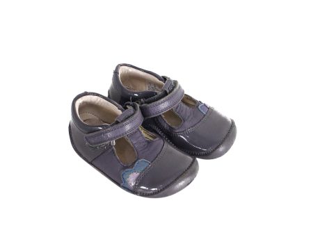 Clarks Flats 12-18M (EU20) Supply